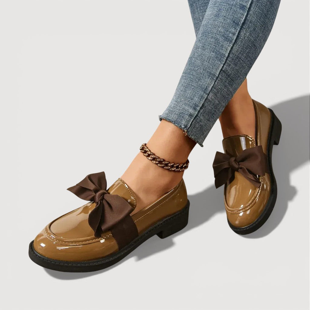 MAERYL – KNOT LOAFERS