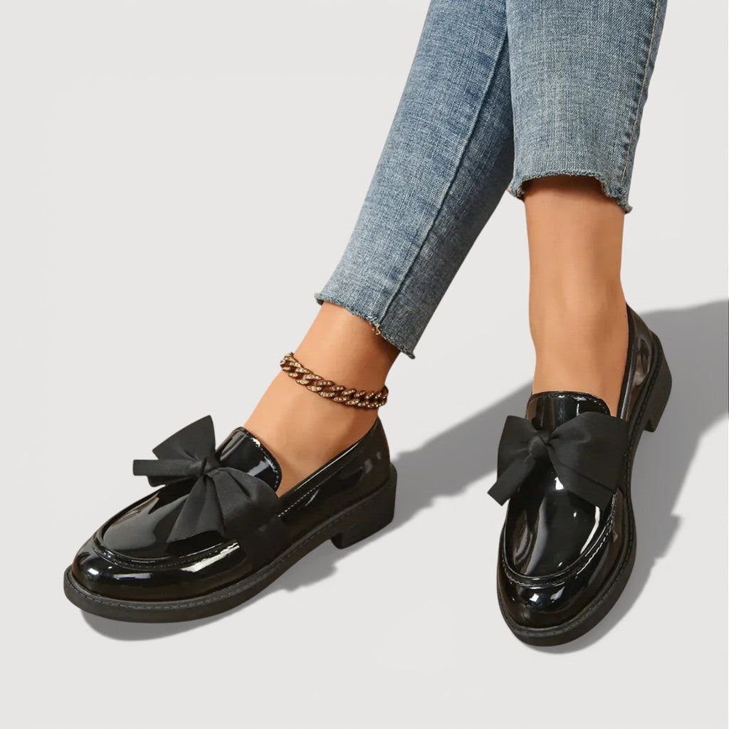 MAERYL – KNOT LOAFERS