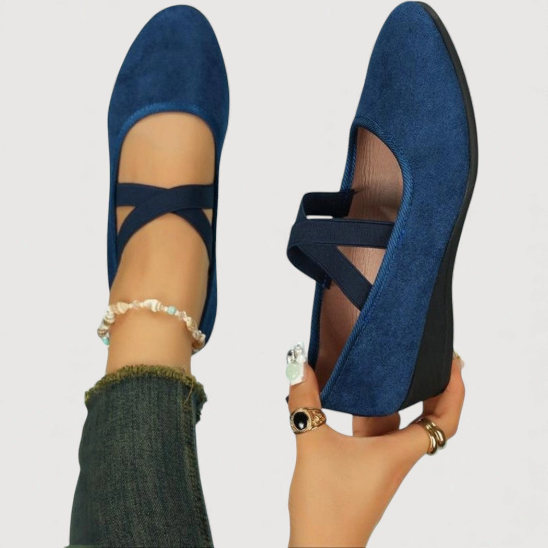 LIVIA – ELEGANT AND COMFORTABLE SLIPPERS
