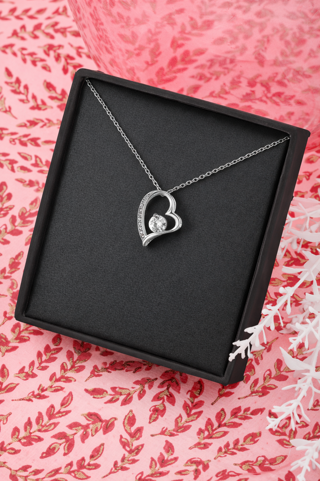 VALENTINA NECKLACE