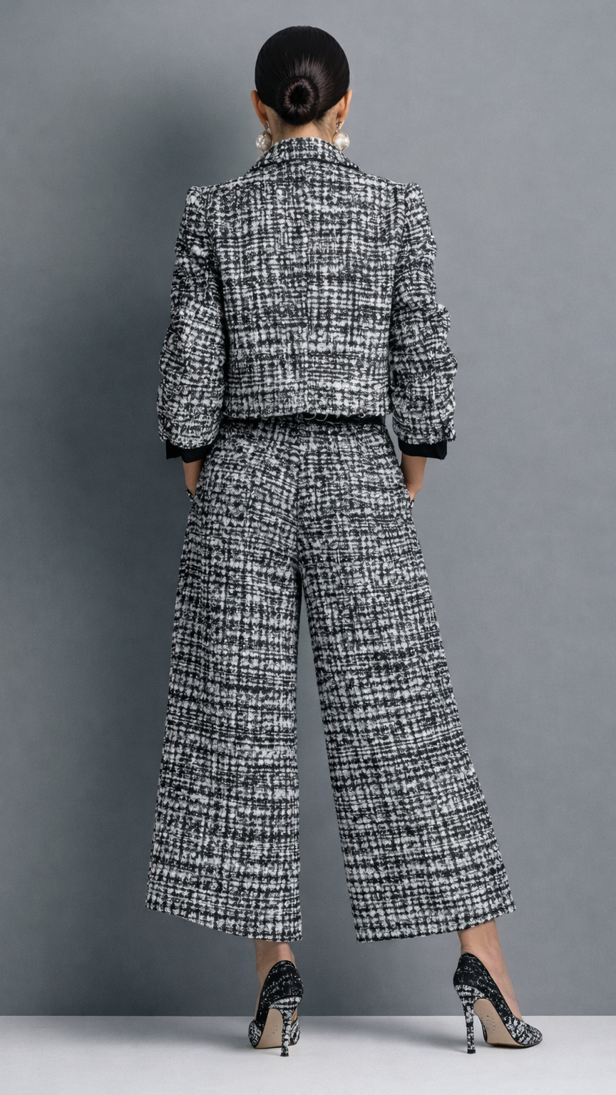 Lucía | Sophisticated & Versatile Two-Piece Suit